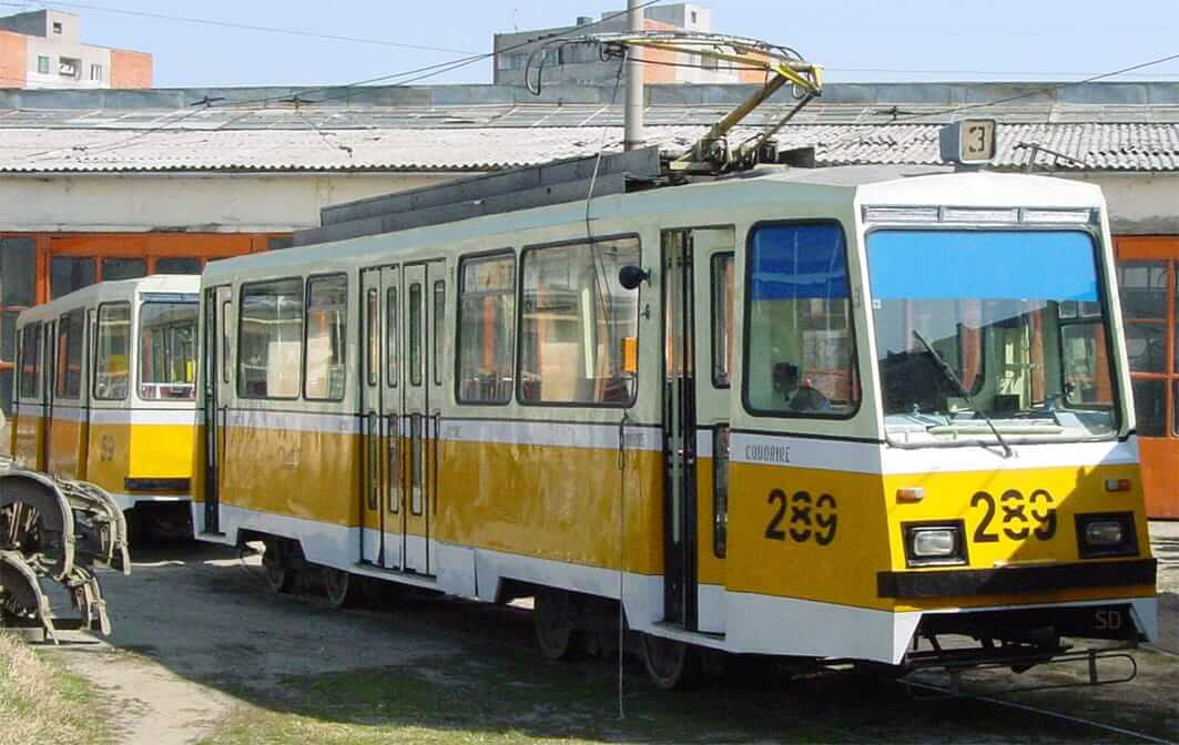 Societatea de Transport Public Timișoara e pe cale să arunce la fier vechi tramvaie, firobuze și autobuze de colecție